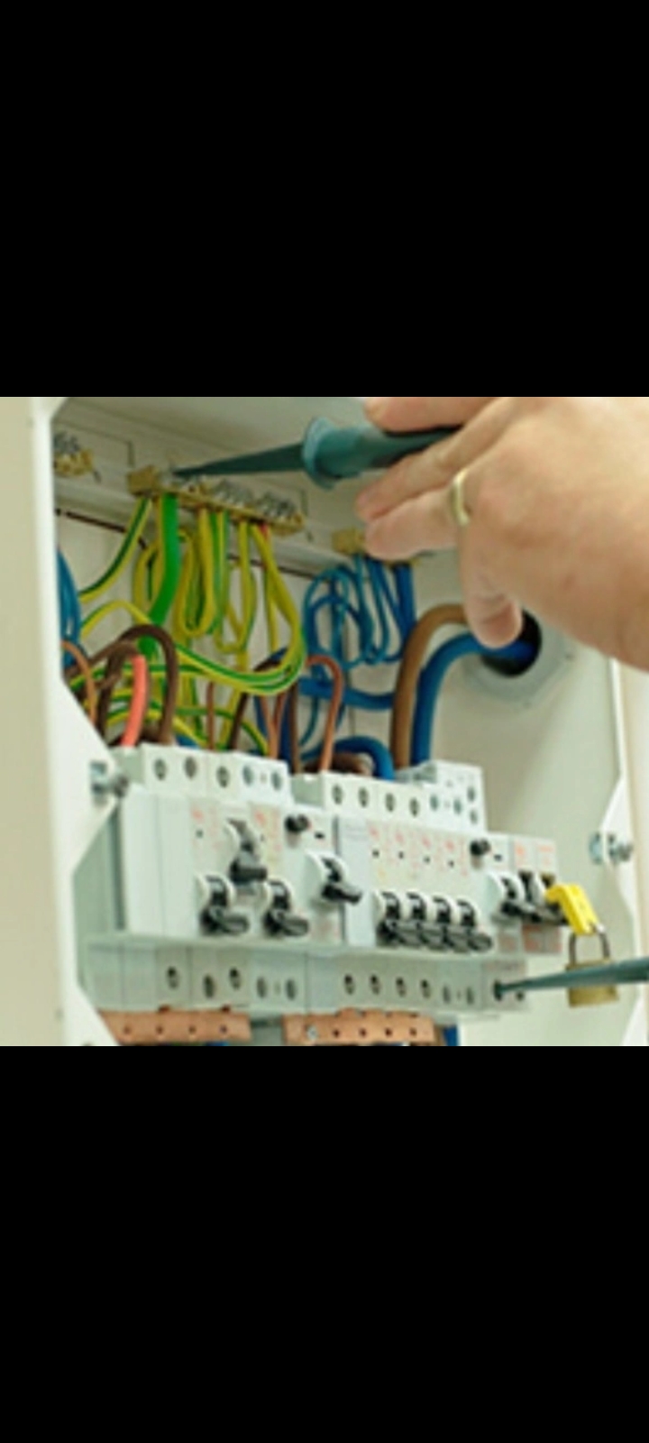 Electrical testing fault finding and problem solving  image